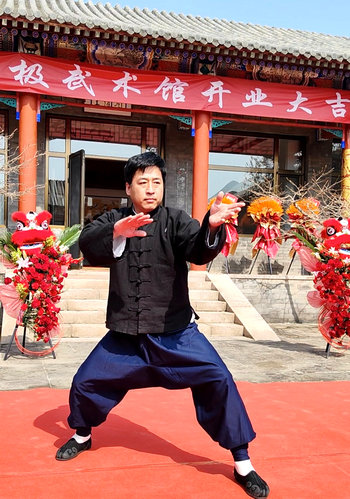 图片18.jpg